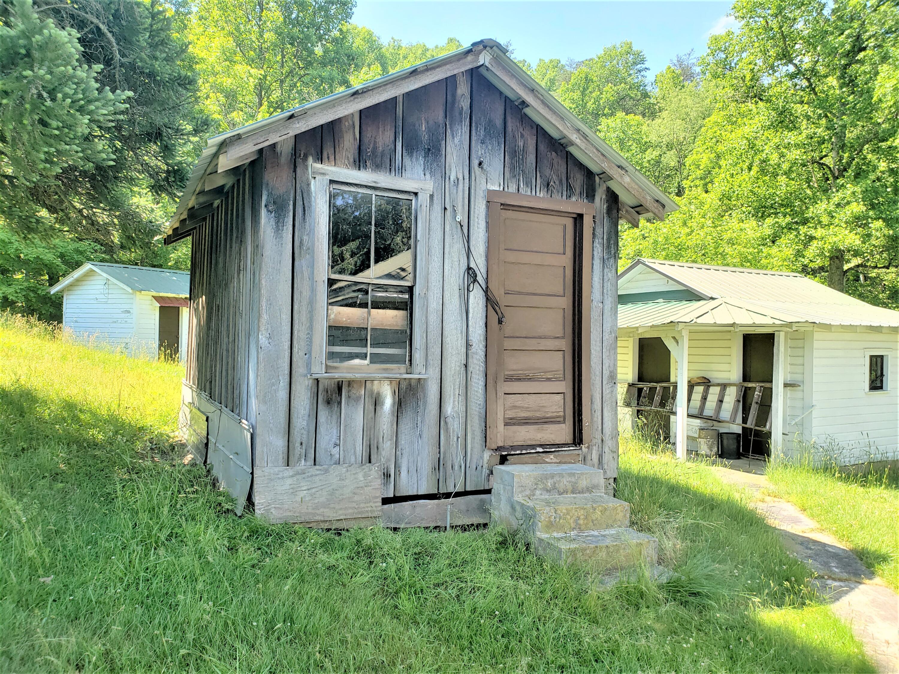 6180 Clinch Mountain Road Eidson, TN 37731 - Photo 29 of 51 27