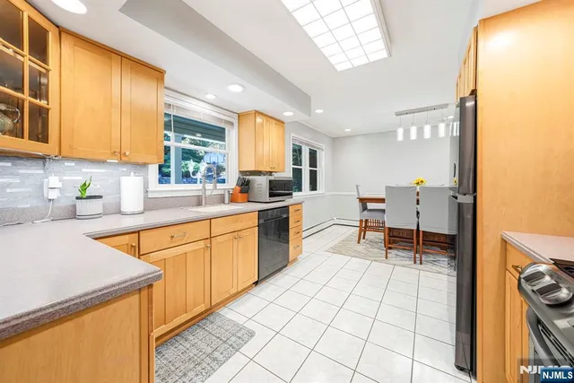 $524,900 | 59 Sachem Road, Lake Hopatcong, NJ 07849