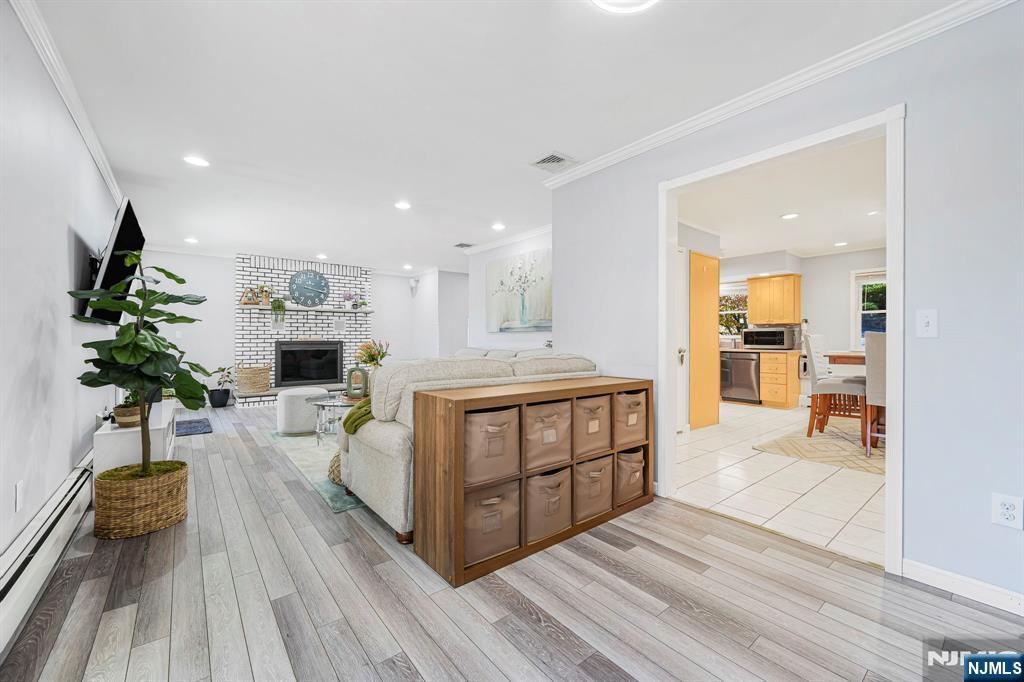 59 Sachem Road Lake Hopatcong, NJ 07849 - Photo 6 of 24