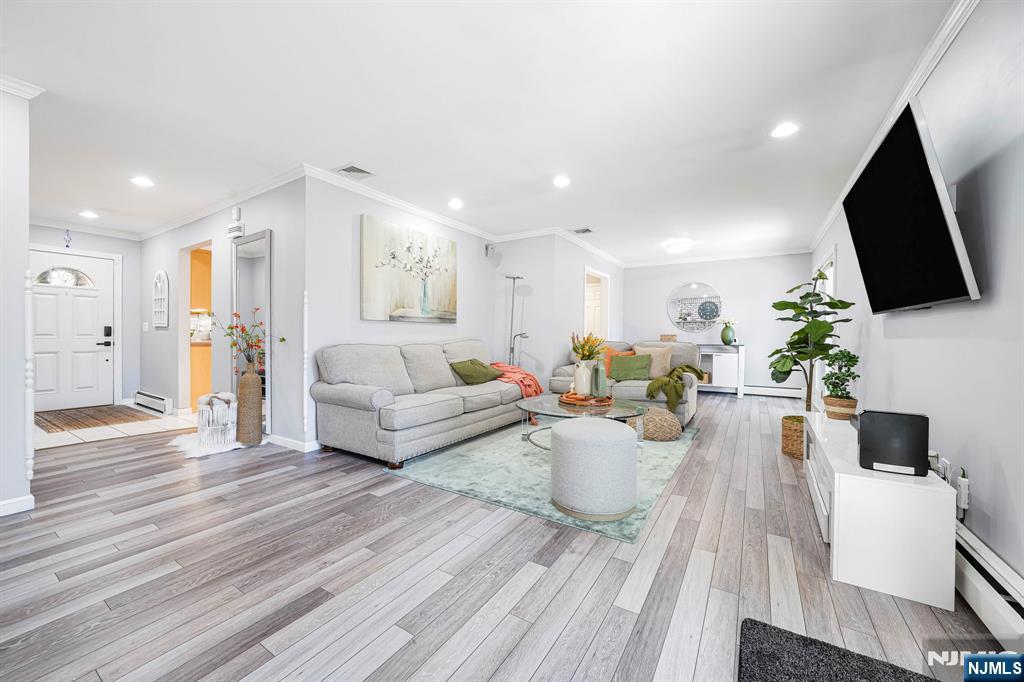 59 Sachem Road Lake Hopatcong, NJ 07849 - Photo 7 of 24