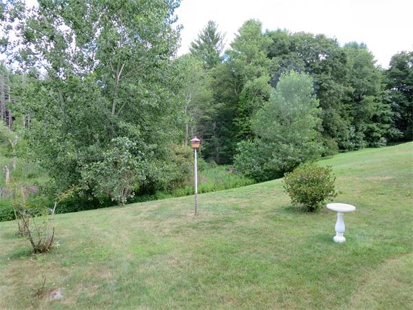 82 Saundersdale Road Charlton, MA 01507 - Photo 11 of 30 Gallery Image 11