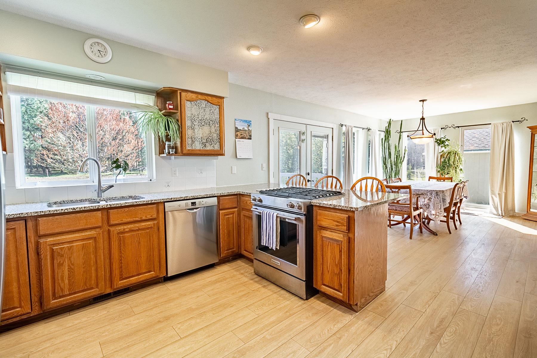 21 West Chattaroy Road Colbert, WA 99005 - Photo 13 of 50