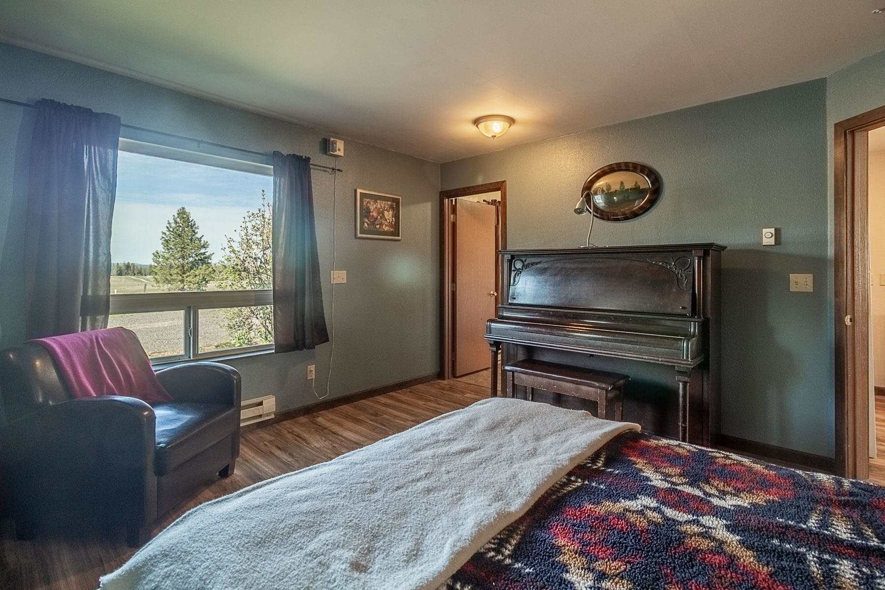 21 West Chattaroy Road Colbert, WA 99005 - Photo 22 of 50