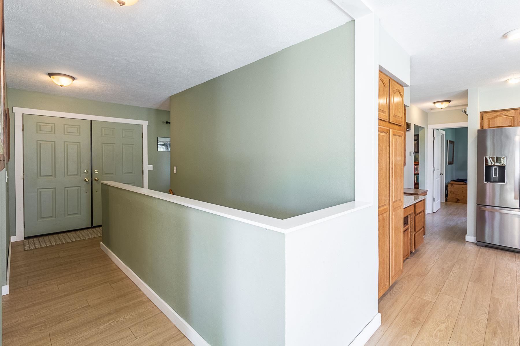 21 West Chattaroy Road Colbert, WA 99005 - Photo 4 of 50