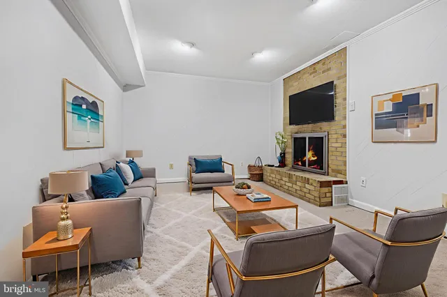 $535,000 | 912 West Seminary Avenue, Lutherville-Timonium, MD 21093