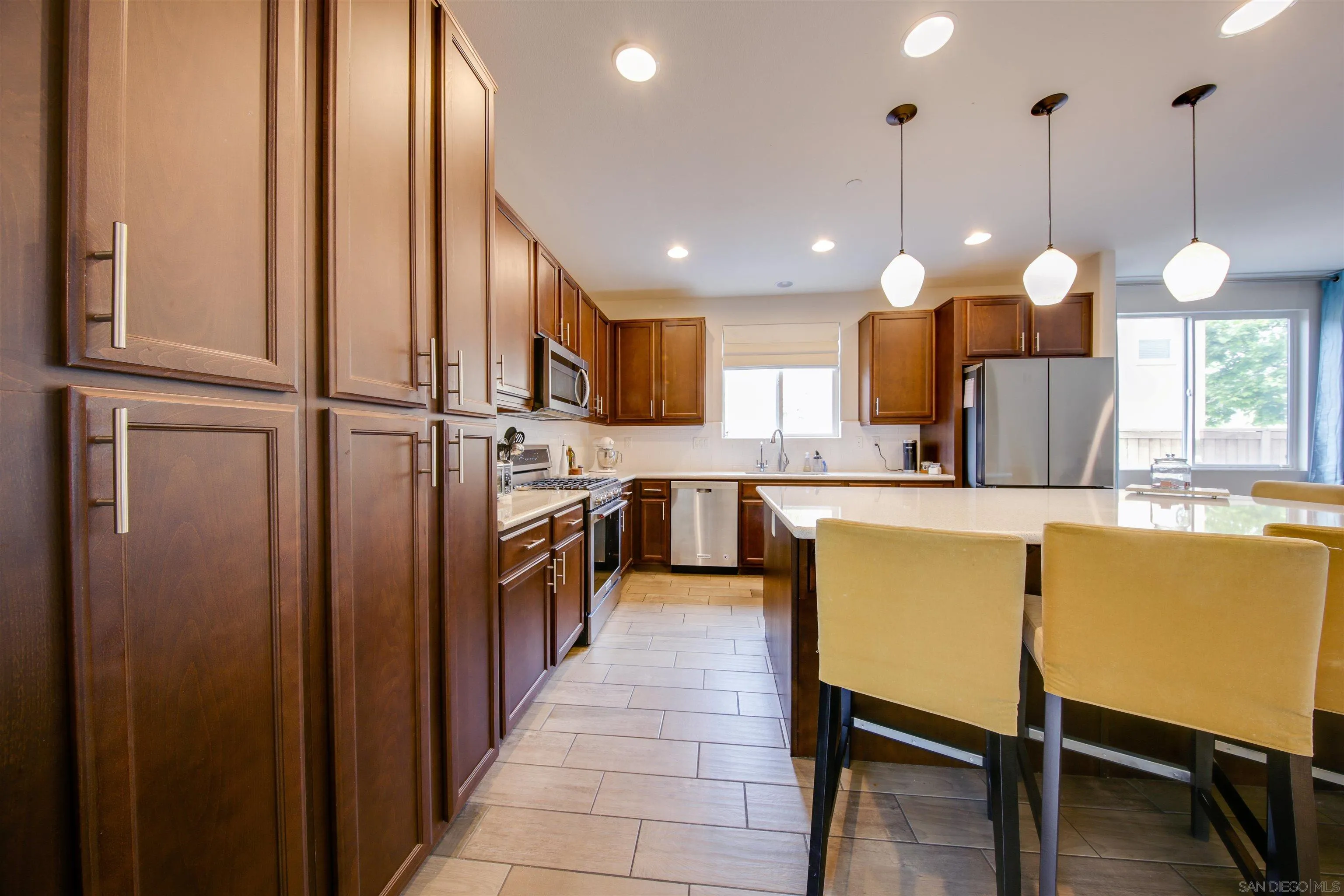 1382 Cathedral Oaks Road Chula Vista, CA 91913 - Photo 11 of 43
