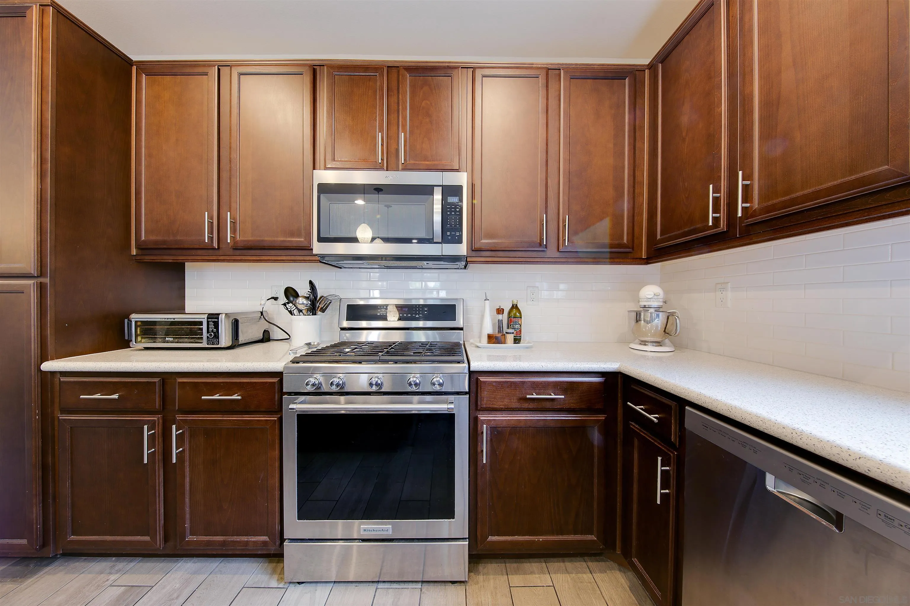 1382 Cathedral Oaks Road Chula Vista, CA 91913 - Photo 13 of 43