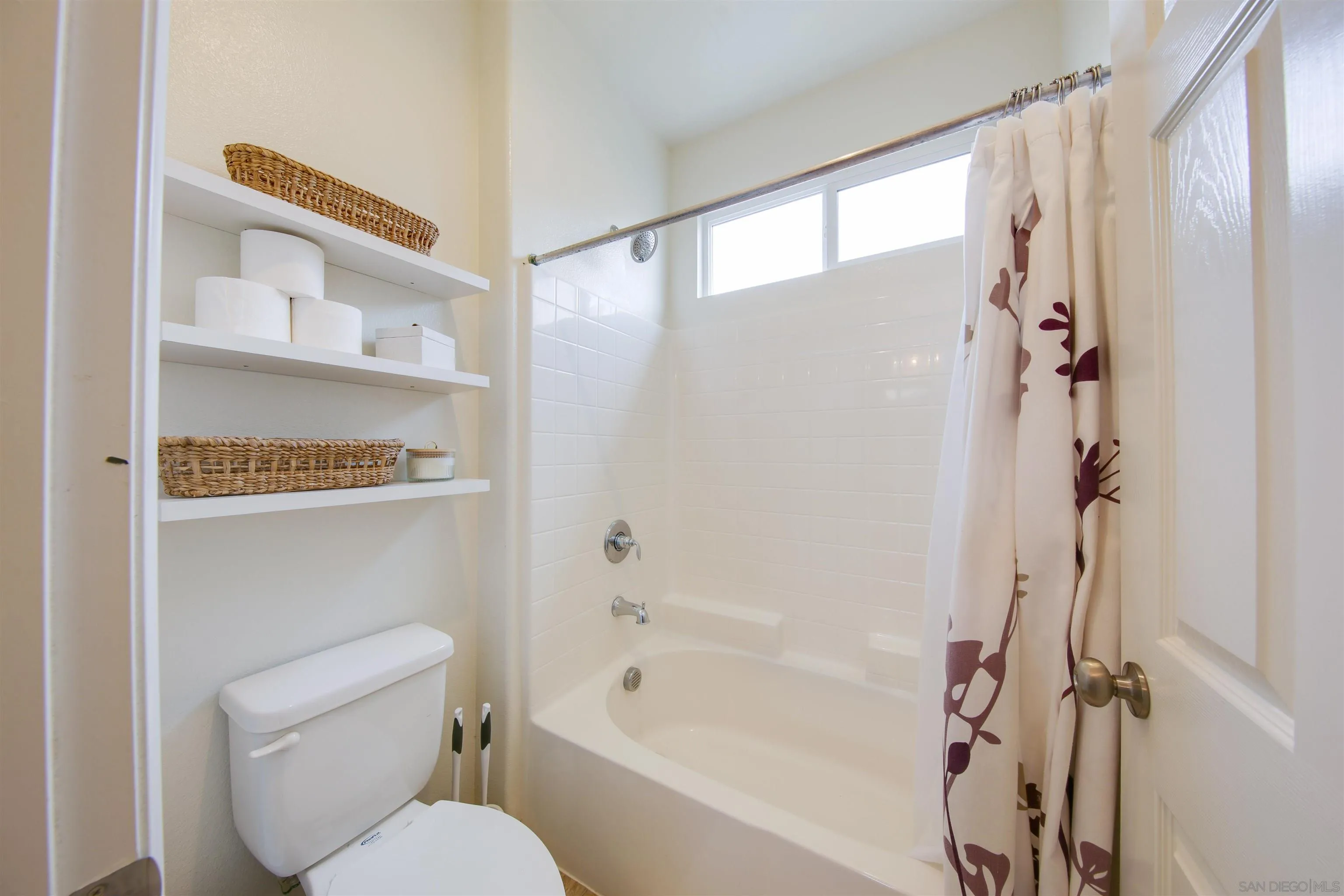 1382 Cathedral Oaks Road Chula Vista, CA 91913 - Photo 22 of 43