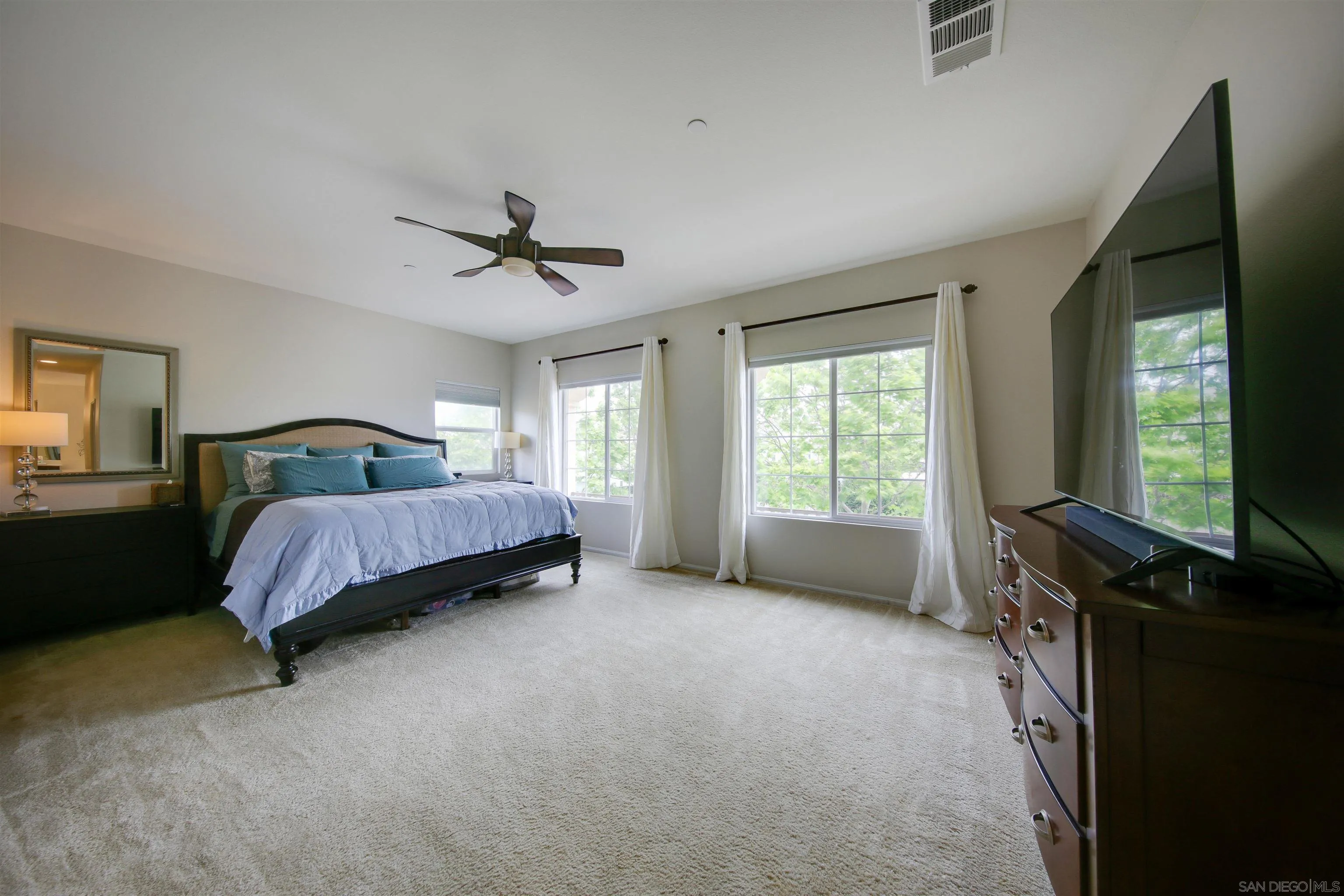 1382 Cathedral Oaks Road Chula Vista, CA 91913 - Photo 25 of 43