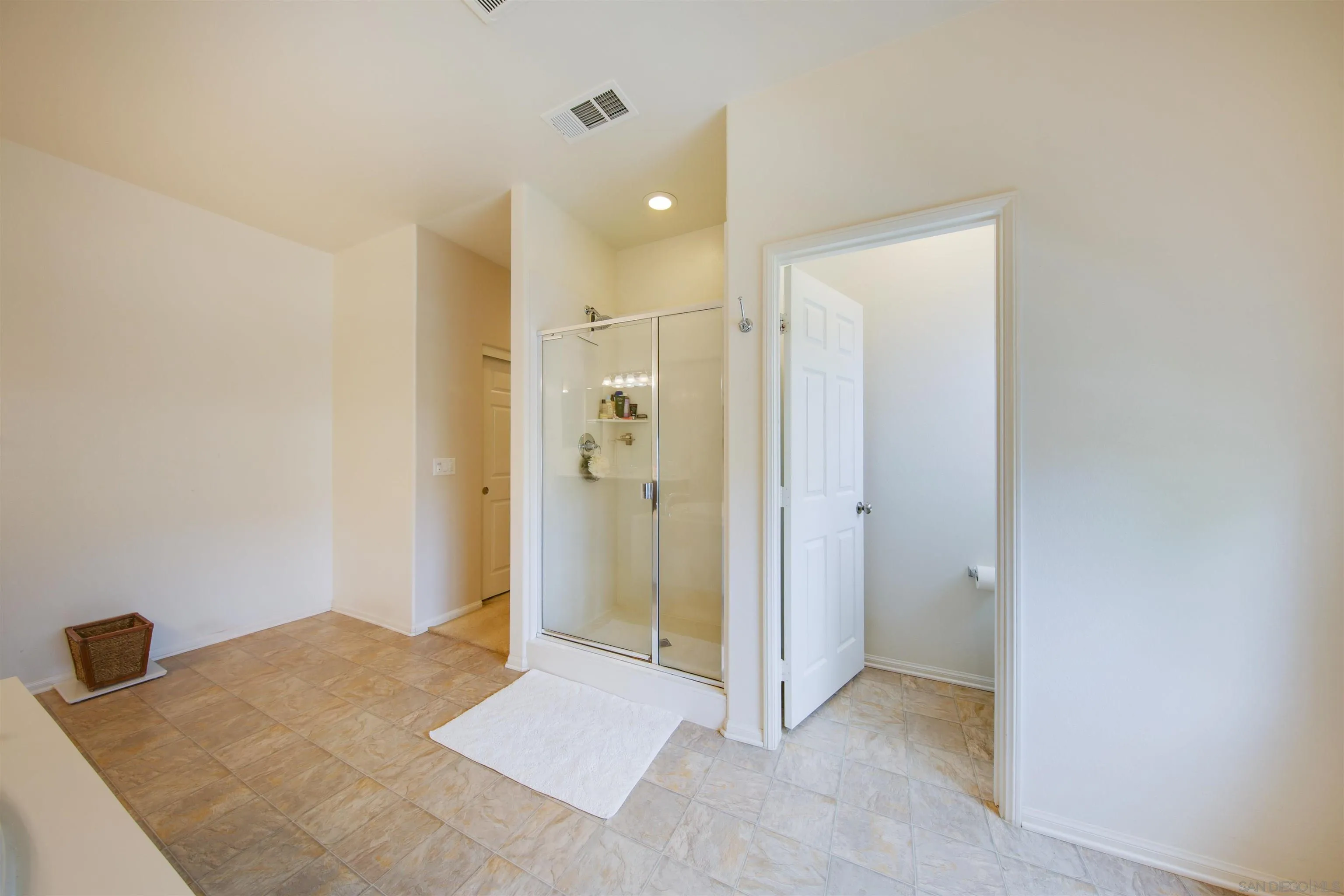 1382 Cathedral Oaks Road Chula Vista, CA 91913 - Photo 32 of 43