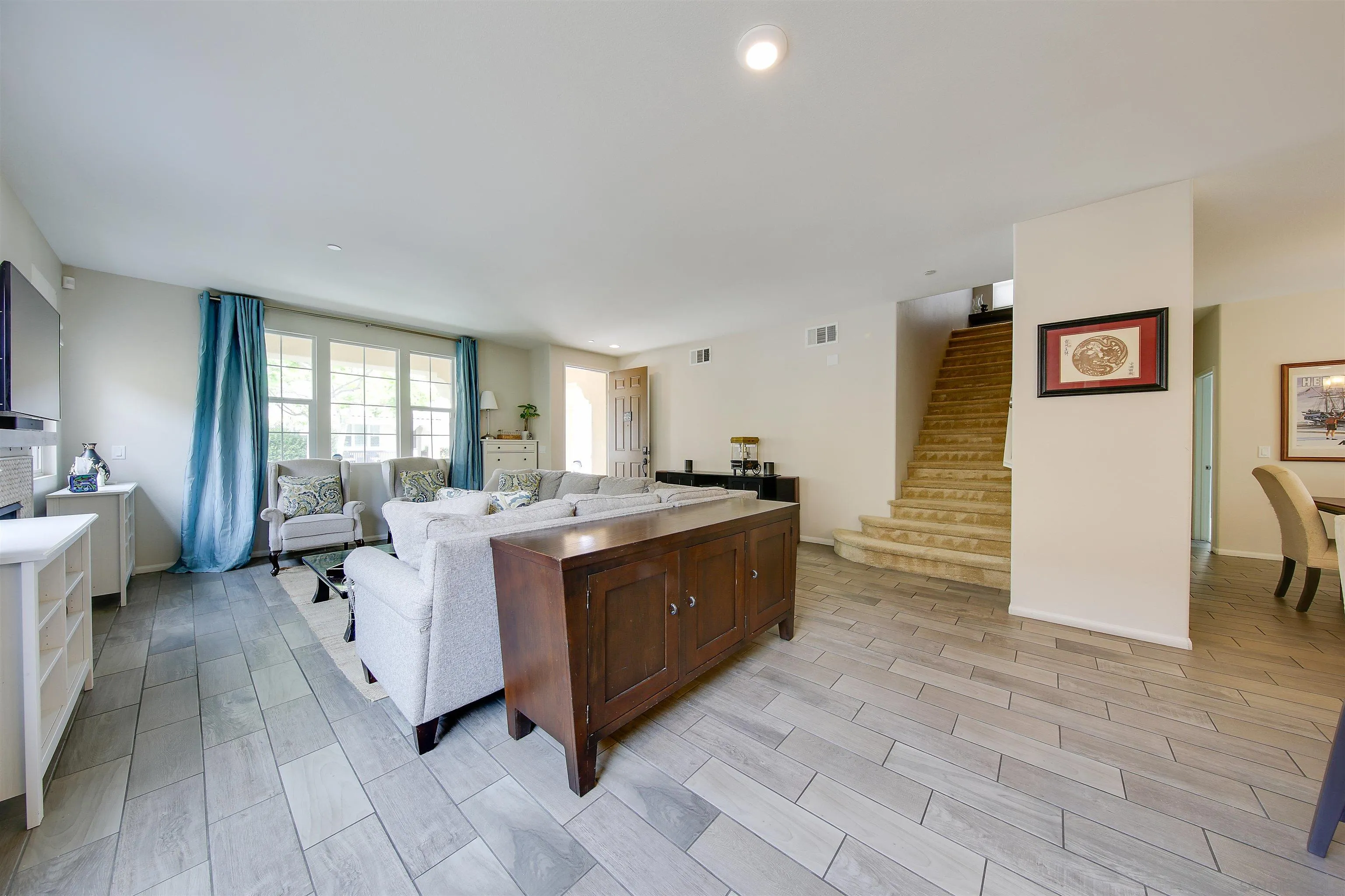 1382 Cathedral Oaks Road Chula Vista, CA 91913 - Photo 7 of 43
