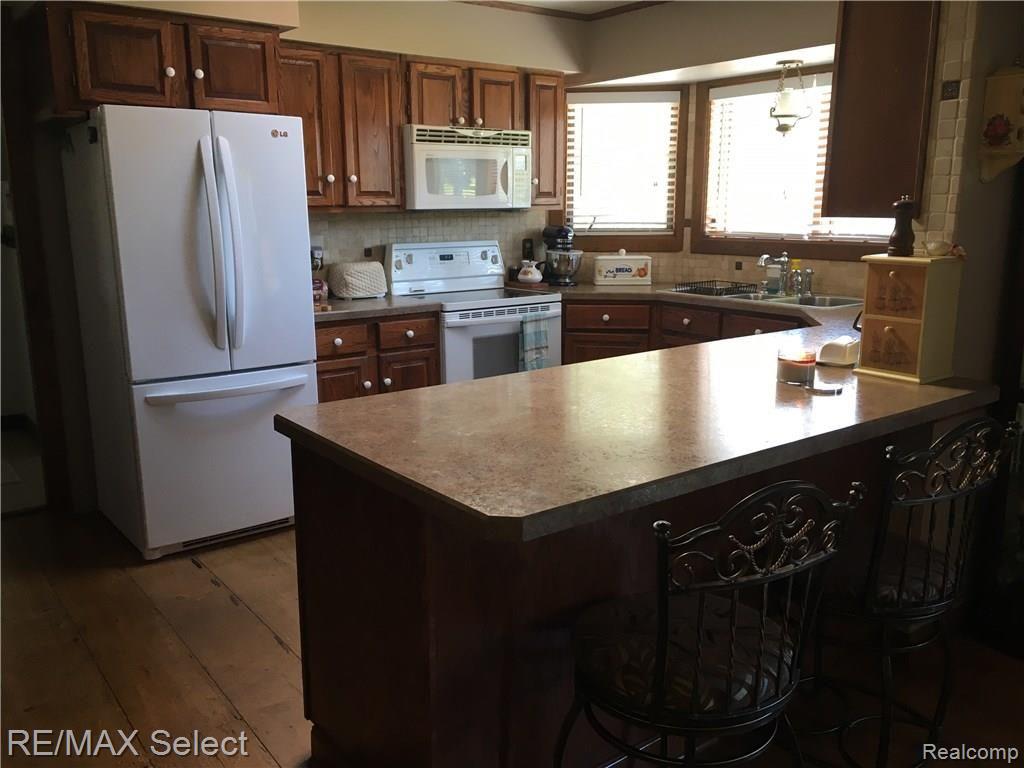 2225 South State Road Davison, MI 48423 - Photo 17 of 20