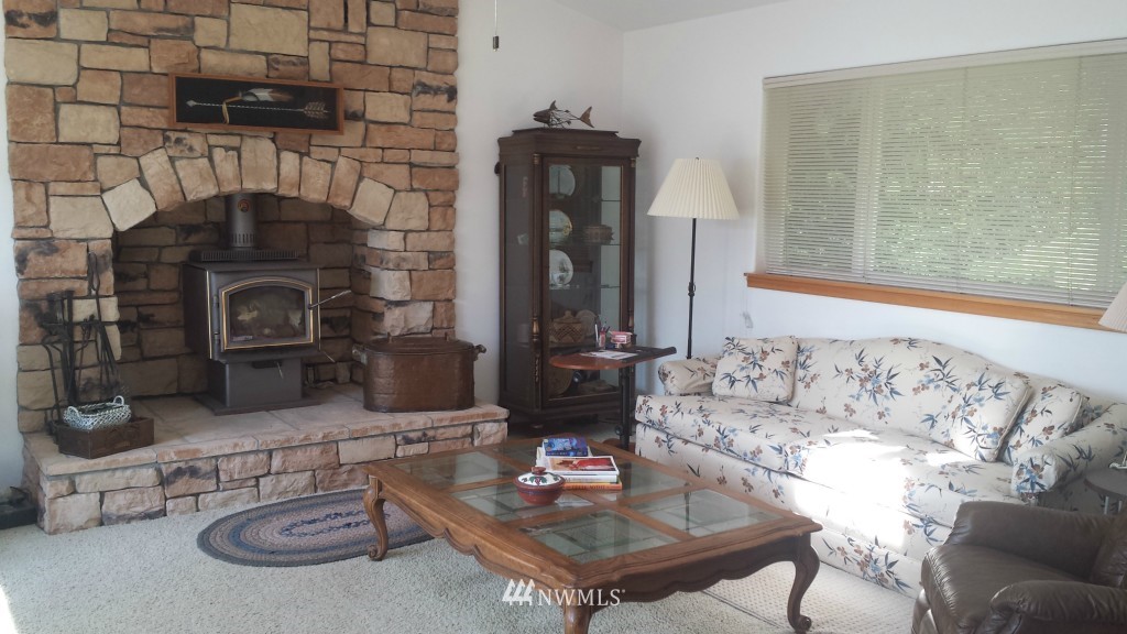 1061 East Sequim Bay Road Sequim, WA 98382 - Photo 5 of 25 Gallery Image 5