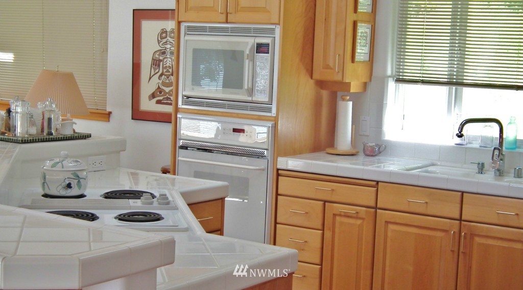 1061 East Sequim Bay Road Sequim, WA 98382 - Photo 8 of 25 Gallery Image 8