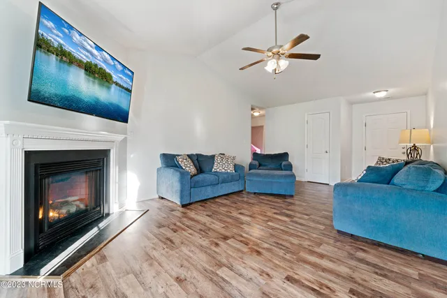 $1,695 | 110 Gregory Drive, Jacksonville, NC 28540