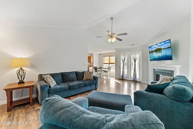 $1,695 | 110 Gregory Drive, Jacksonville, NC 28540