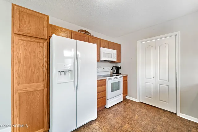 $1,695 | 110 Gregory Drive, Jacksonville, NC 28540