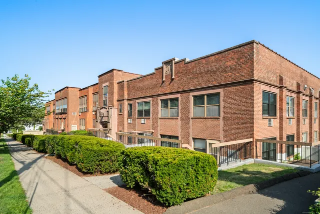 $125,000 | 201 College Street, Unit 25, Middletown, CT 06457