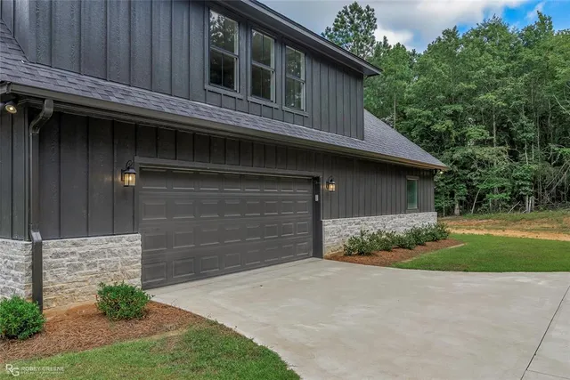 $599,000 | 221 Millwood Loop, Minden, LA 71055