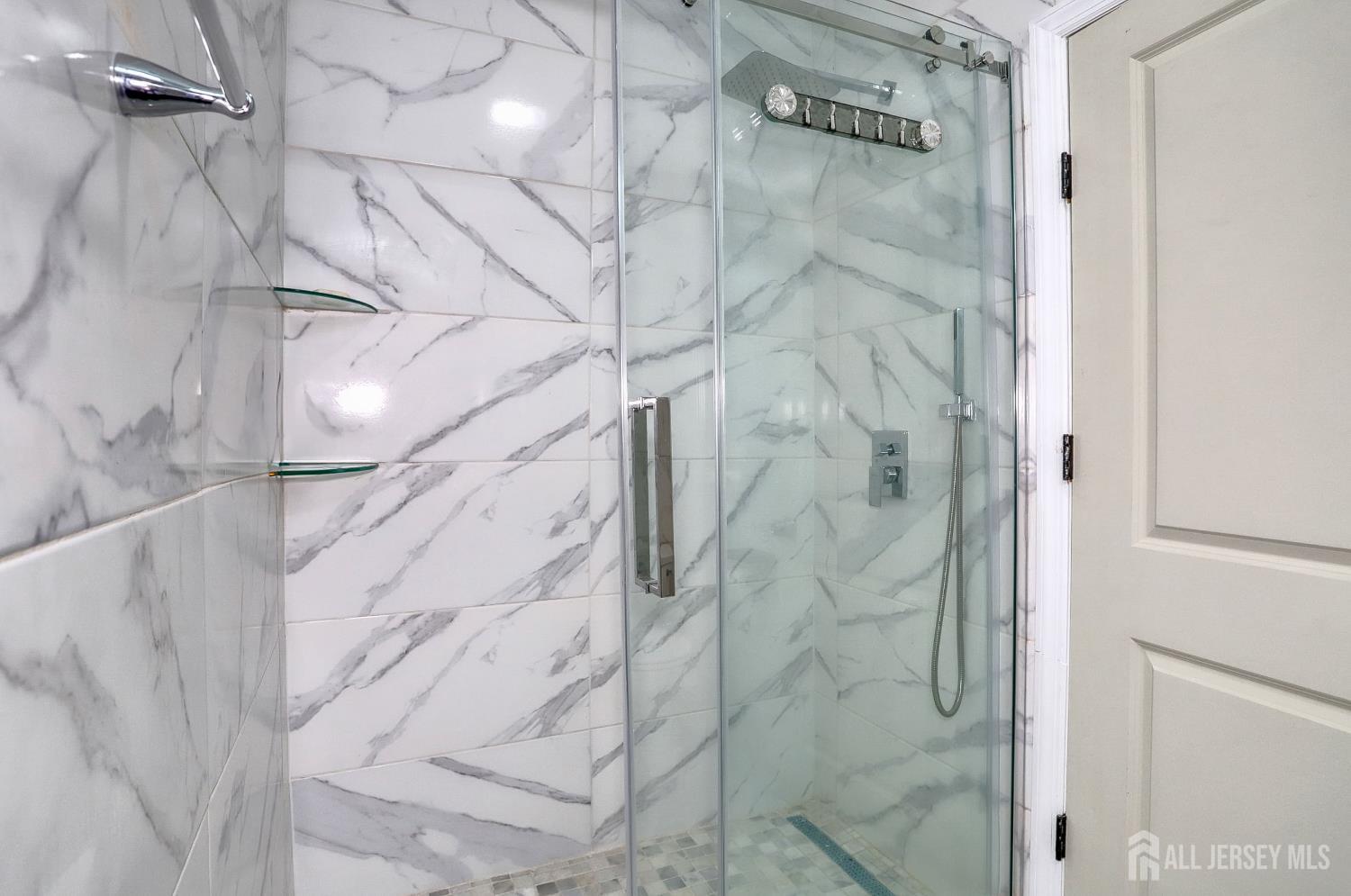 9017 Riverside Place North Bergen, NJ 07047 - Photo 12 of 24