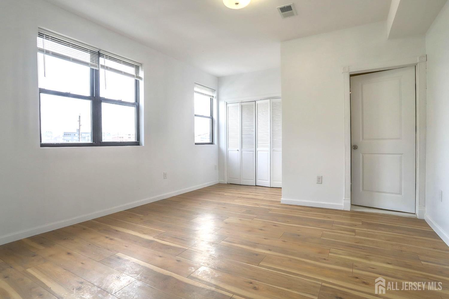 9017 Riverside Place North Bergen, NJ 07047 - Photo 18 of 24