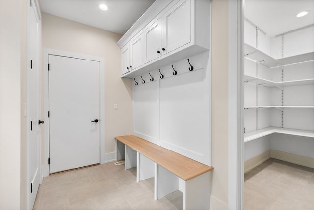 $1,490,000 | 1939 Palmgren Drive, Glenview, IL 60025