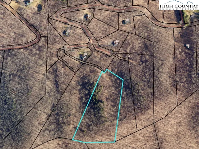 $87,900 | 15 West Mahogany Court, Lansing, NC 28643