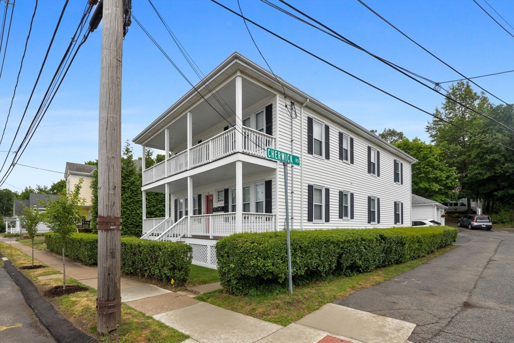 40 County Street, Unit 1 Peabody, MA 01960 - Photo 2 of 31