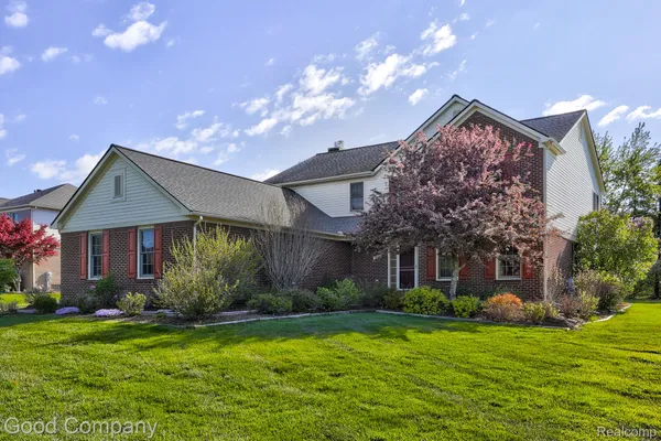 $675,000 | 3526 Inverness Drive, Rochester, MI 48306