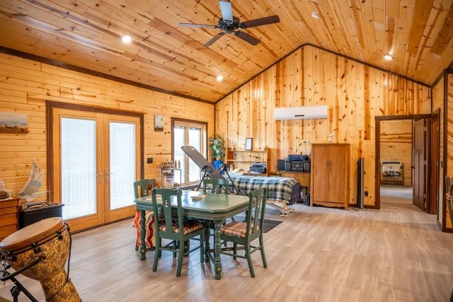 $1,750,000 | W5120 County Rd G, New Lisbon, WI 53950