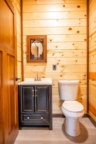 $1,750,000 | W5120 County Rd G, New Lisbon, WI 53950