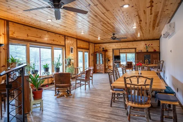 $1,750,000 | W5120 County Rd G, New Lisbon, WI 53950