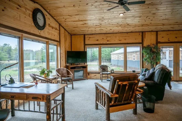 $1,750,000 | W5120 County Rd G, New Lisbon, WI 53950