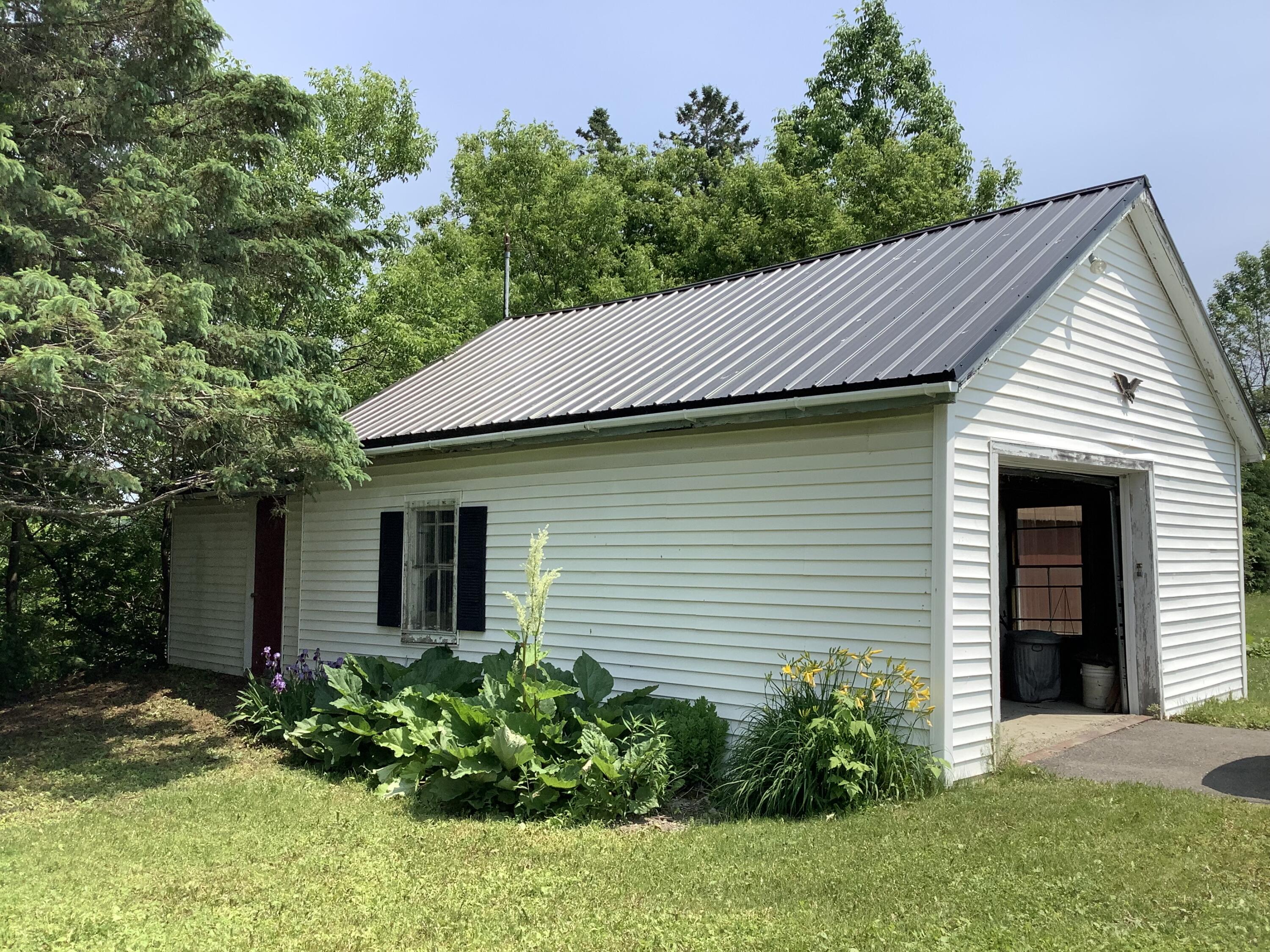 652 Fort Fairfield Road Caribou, ME 04736 - Photo 27 of 29 IMG_1915