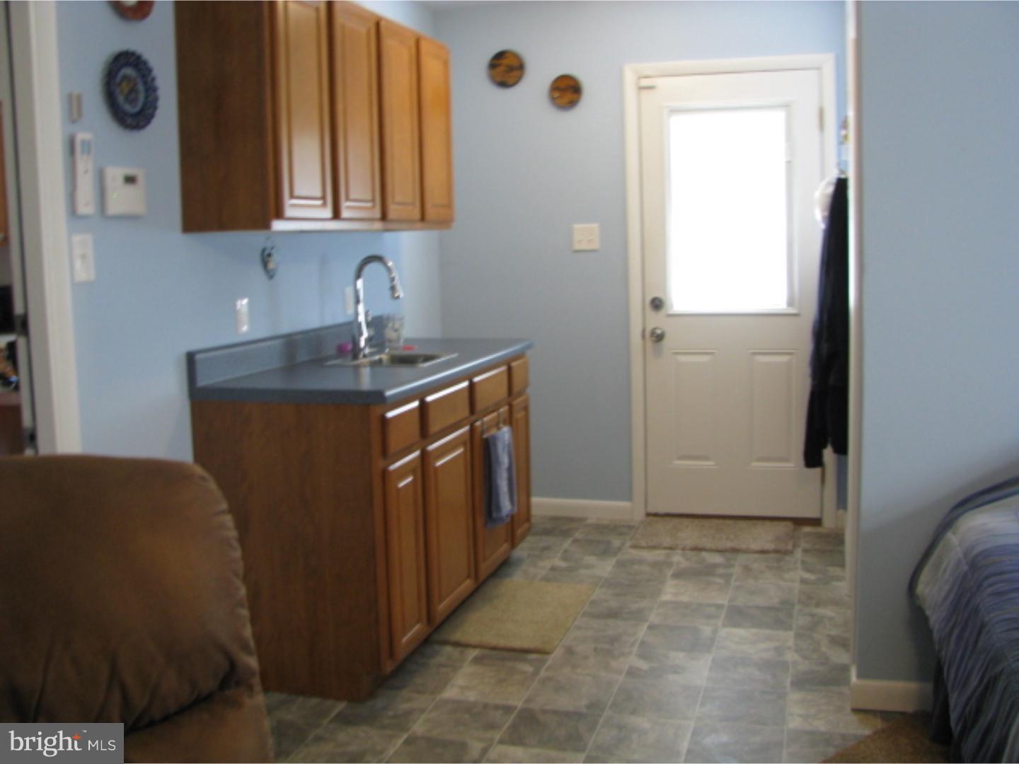 438 Shaws Mill Road Newport, NJ 08345 - Photo 13 of 16 Family Room