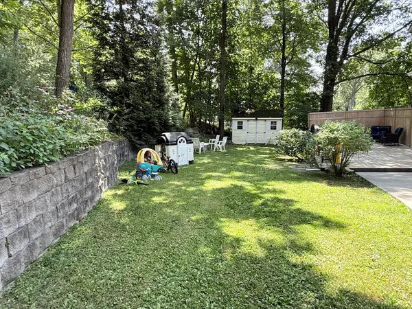 $600,000 | 47 Valley View Lane, New Milford, CT 06776