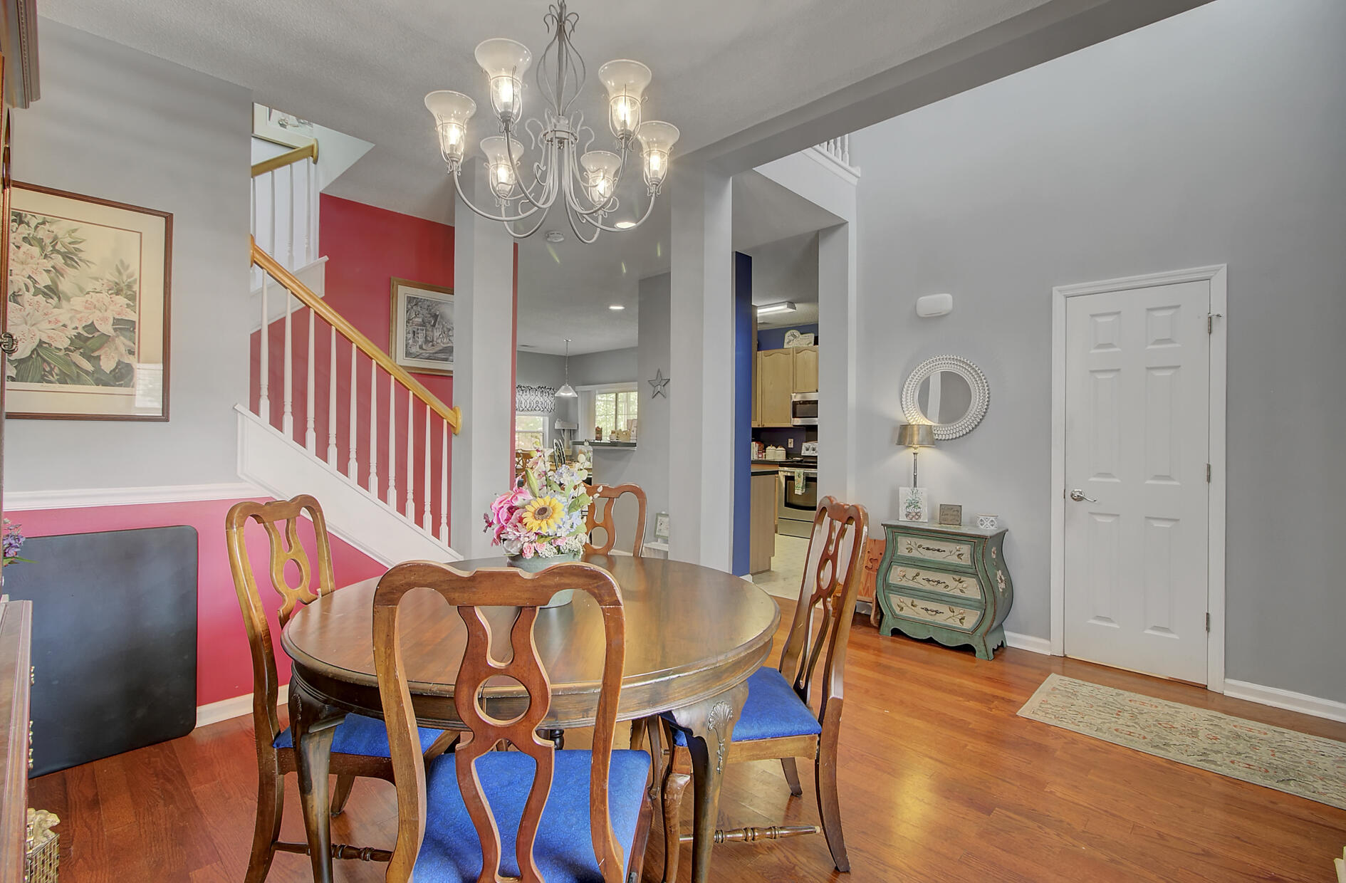 520 Carters Grove Road Charleston, SC 29414 - Photo 5 of 11 eat in kitchen towards patio room