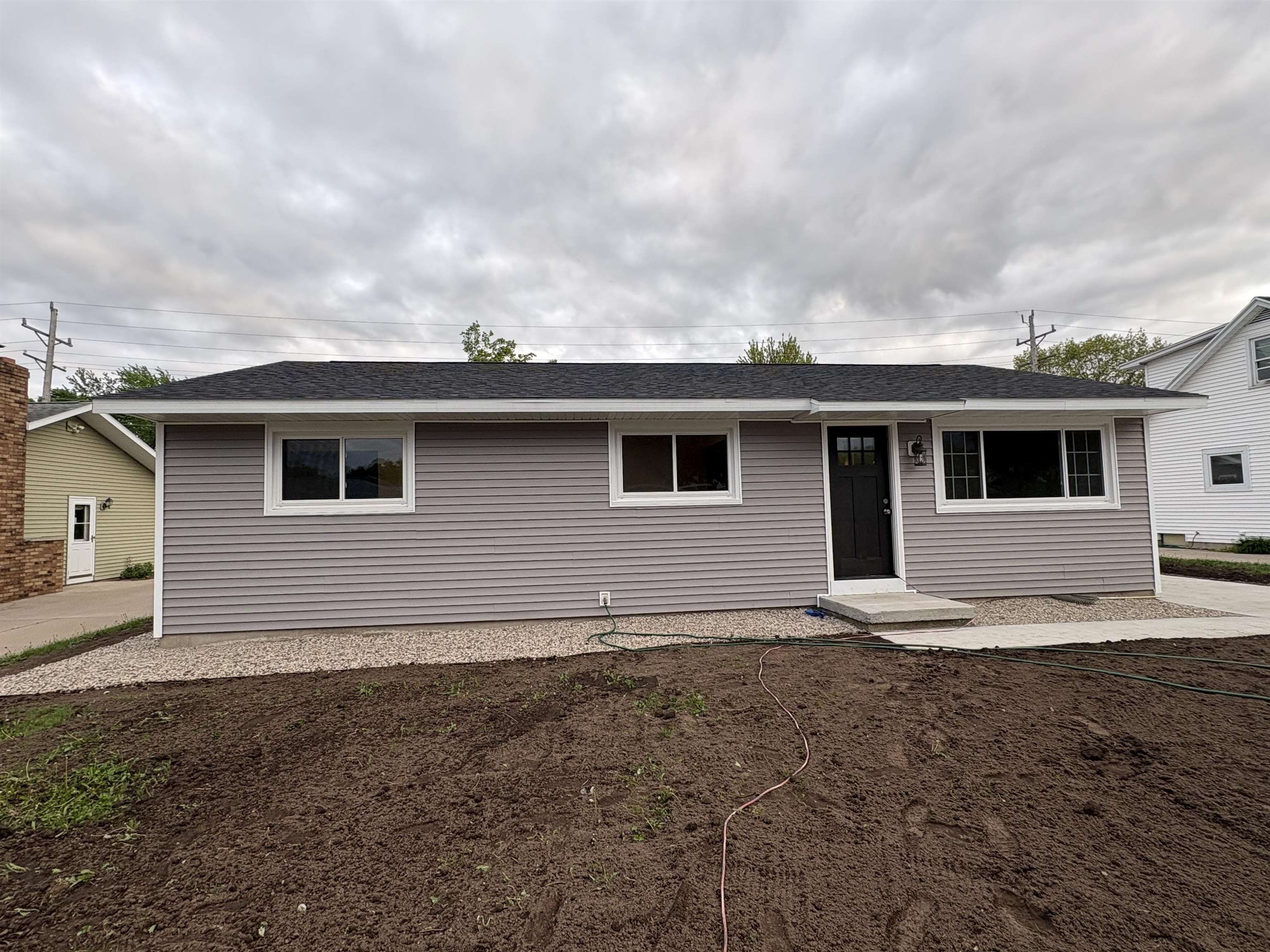 833 West Browning Street Appleton, WI 54914 - Photo 2 of 31