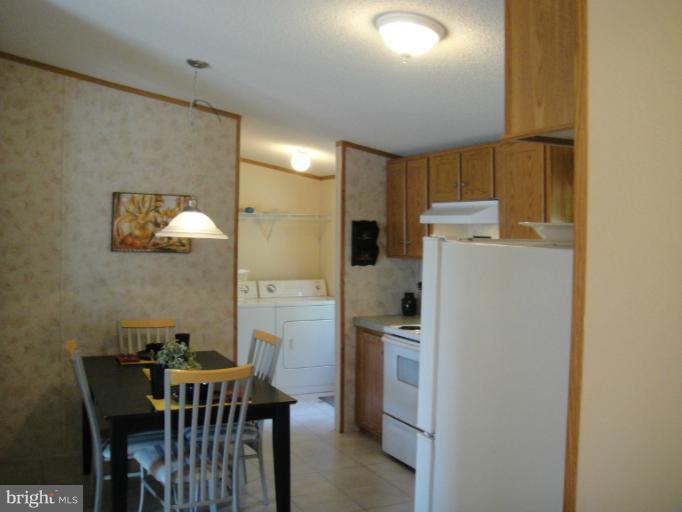 16840 Henderson Road, Unit 128 Henderson, MD 21640 - Photo 8 of 23 Kitchen