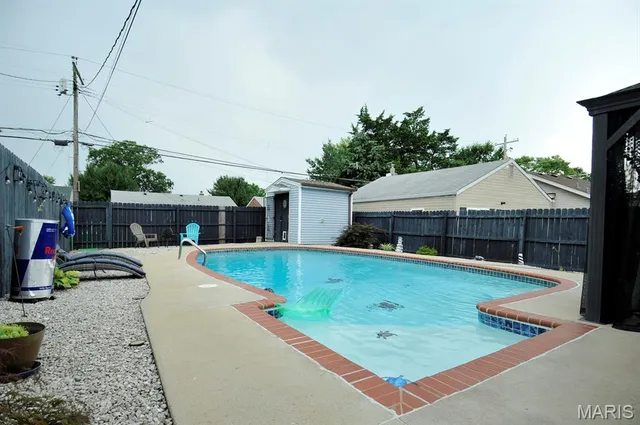 $349,900 | 6968 Lansdowne Avenue, St. Louis, MO 63109