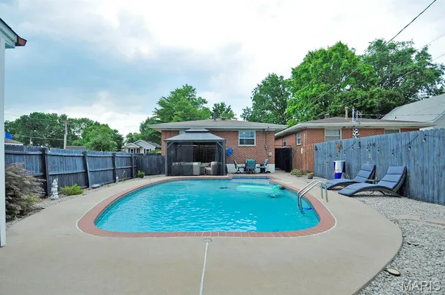 $349,900 | 6968 Lansdowne Avenue, St. Louis, MO 63109