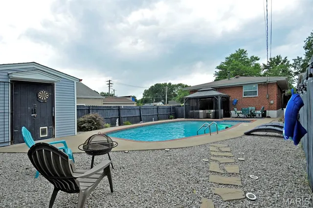 $349,900 | 6968 Lansdowne Avenue, St. Louis, MO 63109