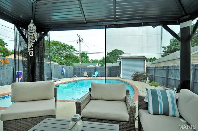 $349,900 | 6968 Lansdowne Avenue, St. Louis, MO 63109