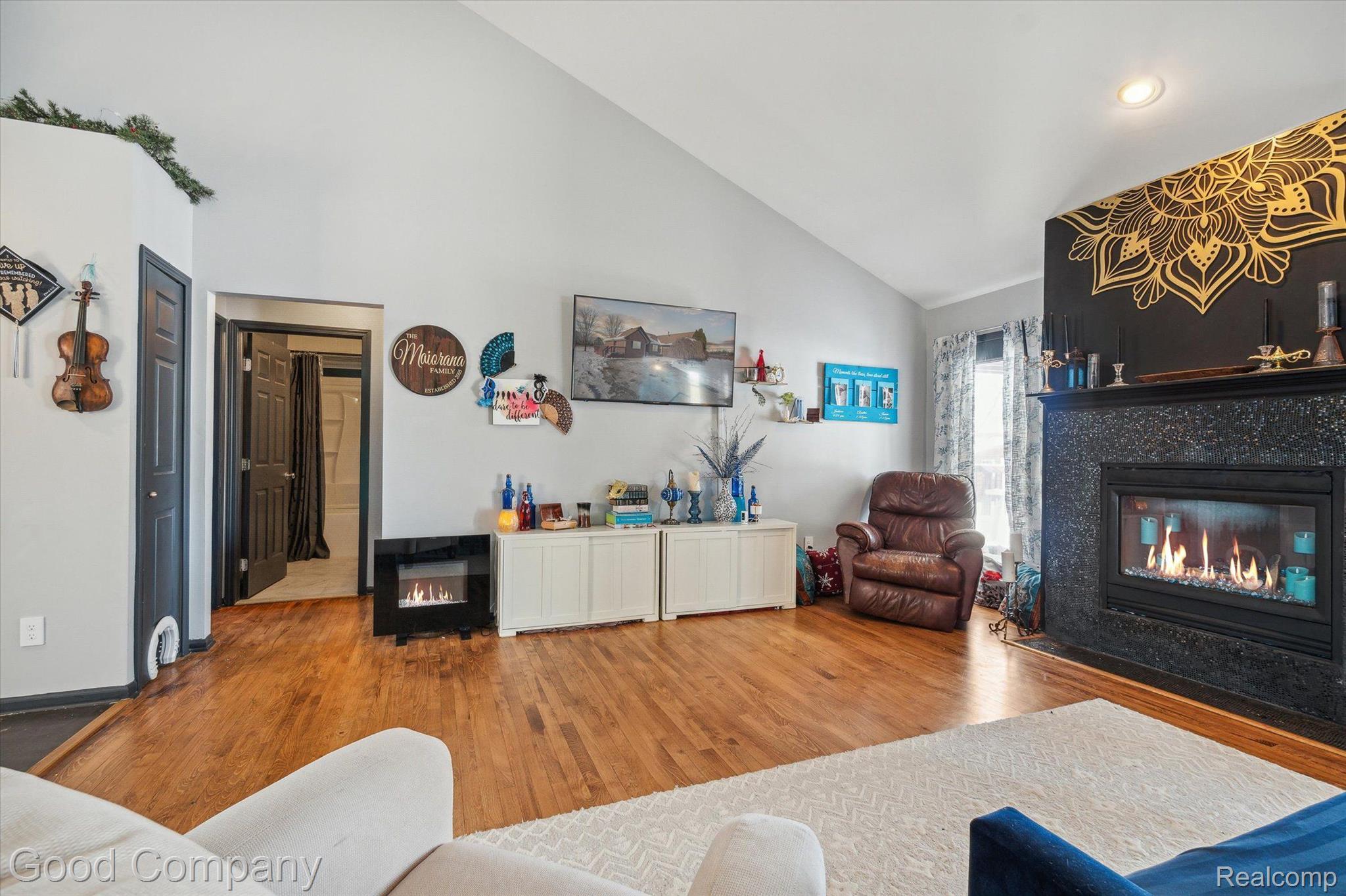 753 Holmes Road Allenton, MI 48002 - Photo 8 of 70 Gallery Image 8