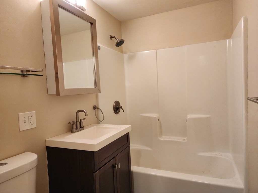 1 Old Colony Road, Unit 116 Mansfield, MA 02048 - Photo 7 of 8