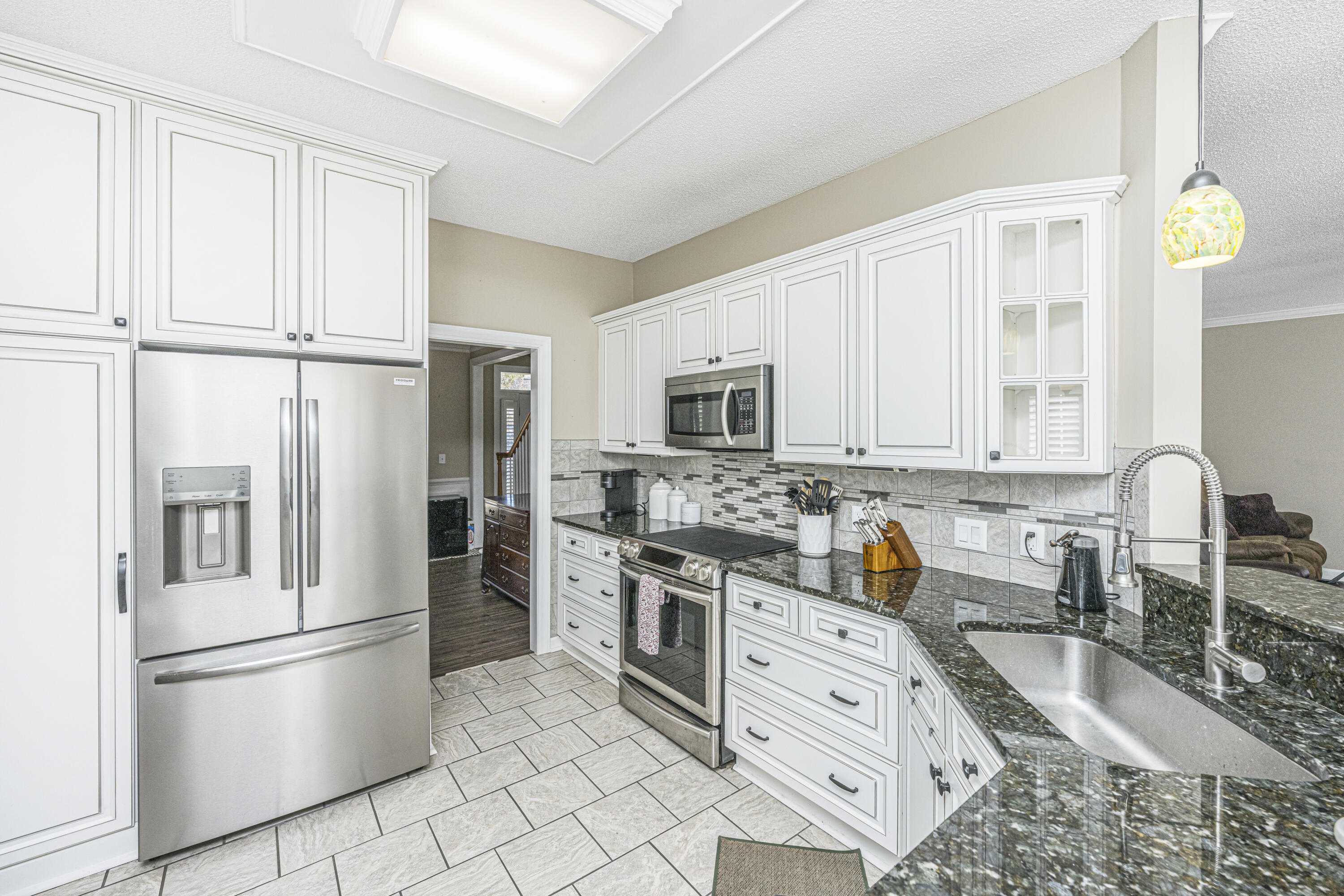 1705 Fox Ridge Court Charleston, SC 29414 - Photo 14 of 44 1705FoxRidgeCt027