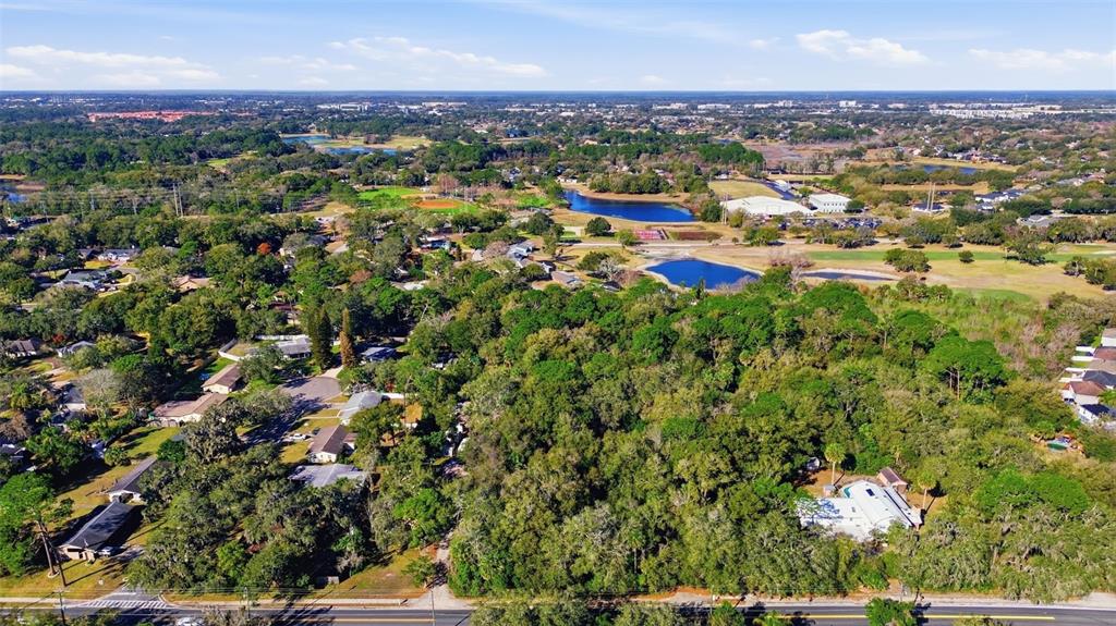 932 Country Club Road Lake Mary, FL 32746 - Photo 5 of 31 a view of a city
