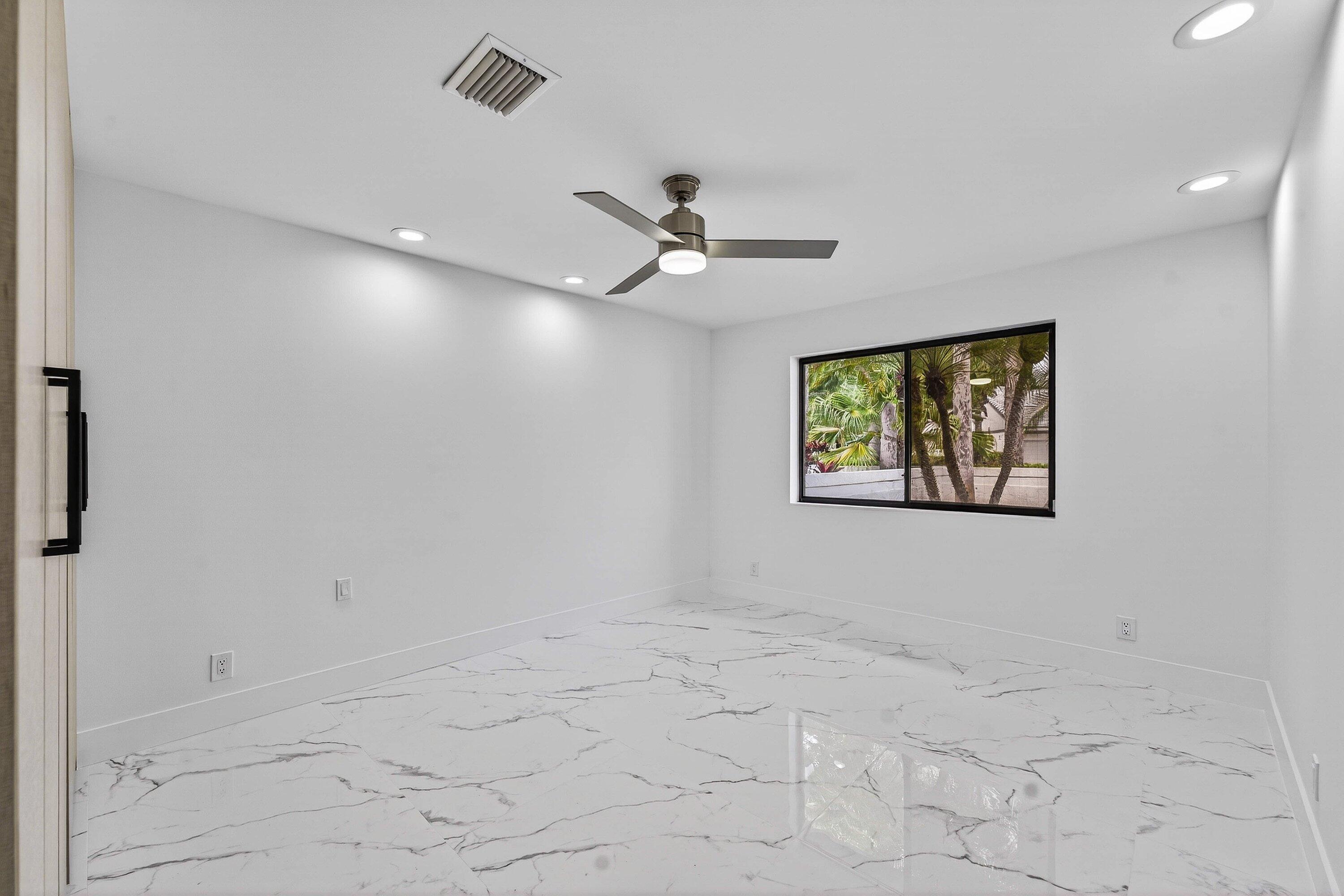 6 Clubhouse Lane Boynton Beach, FL 33436 - Photo 34 of 76 023-6ClubhouseLane-BoyntonBeach-FL-33436