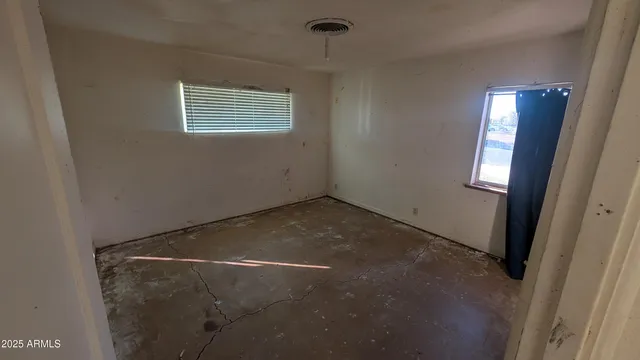 $180,000 | 784 West Central Avenue, Coolidge, AZ 85128