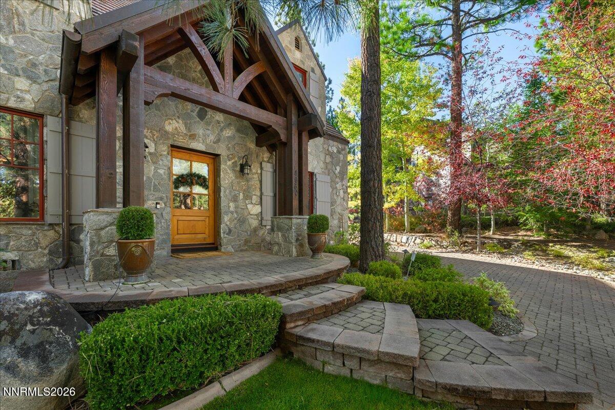 4660 Alpes Way Reno, NV 89511 - Photo 2 of 60 002-DSC_9121